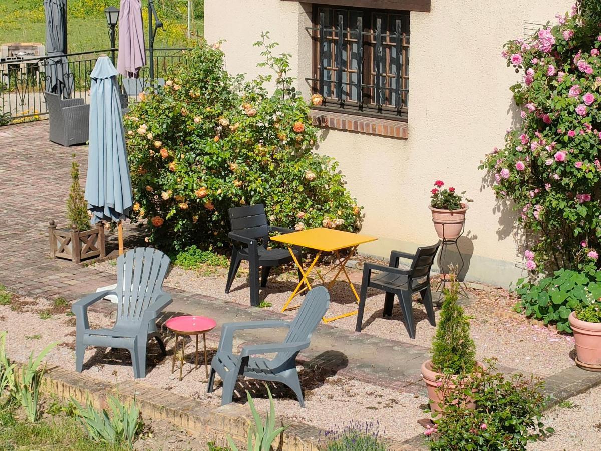Haras Des Buissonnets Apartment Bois-Anzeray Exterior foto